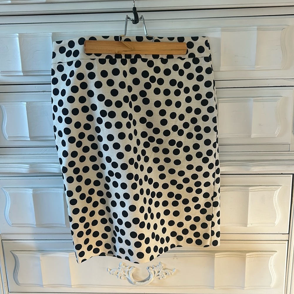 Ann Taylor polka dot pencil skirt